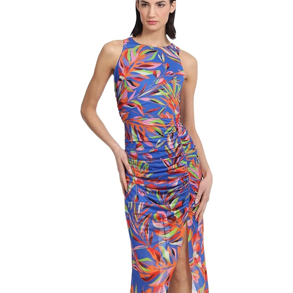 Donna Morgan Woman’s Ruched Halter Racer Back Midi
Cruise Elegant